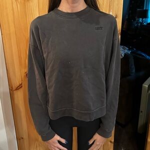 Black Faded Levis Crewneck (s)